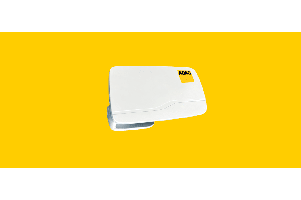 ADAC Mautbox Standard in der Farbe weiß auf gelbem Hintergrund