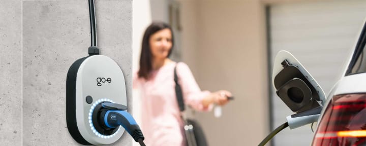 E-Auto wird mit go-e Gemini Charger geladen