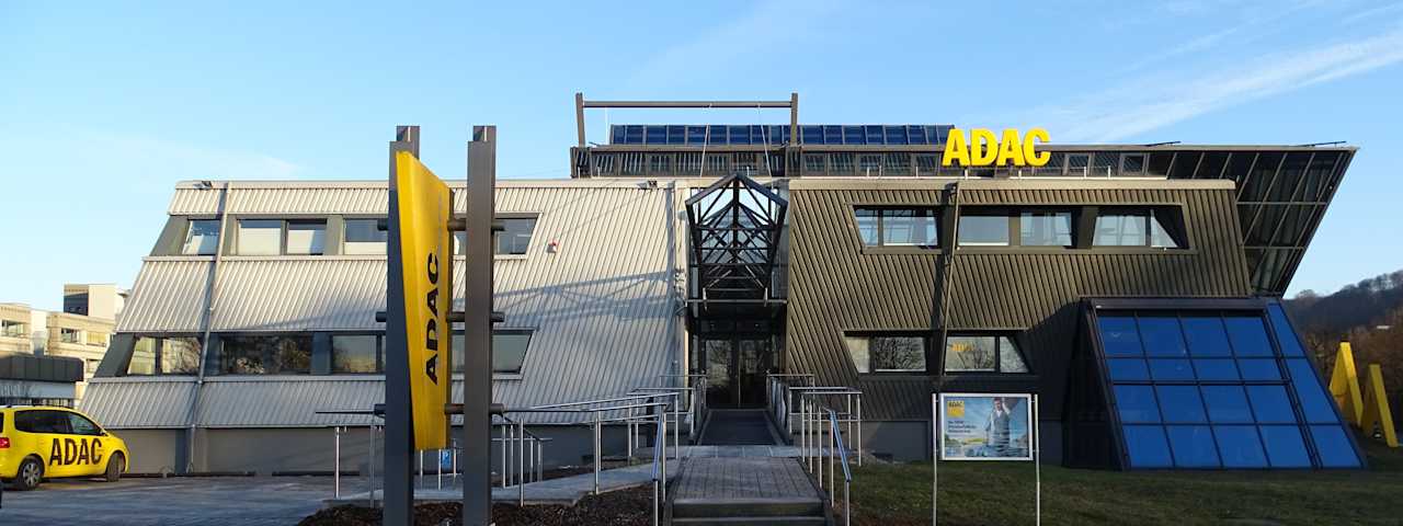 ADAC Saarland Geschäftsstelle Saarbrücken Haus Eingang