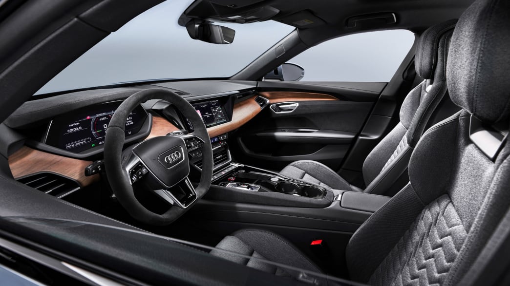 Vordersitze und Cockpit des Audi e-tron GT