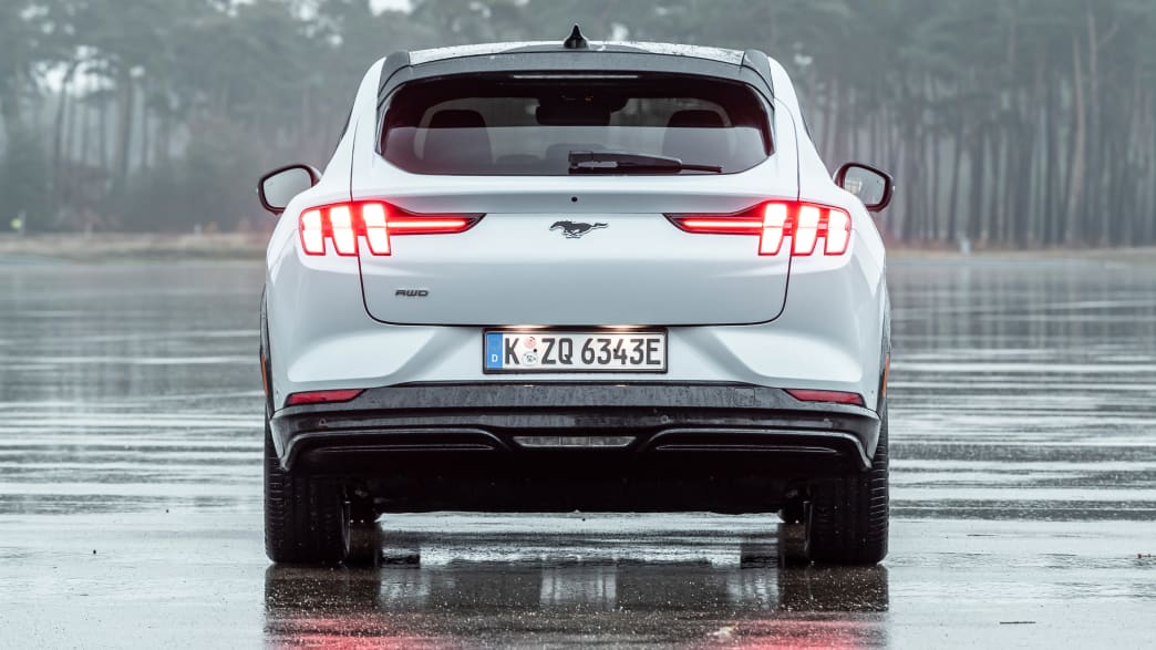 Ford Mustang Mach E Test Daten Reichweite Adac