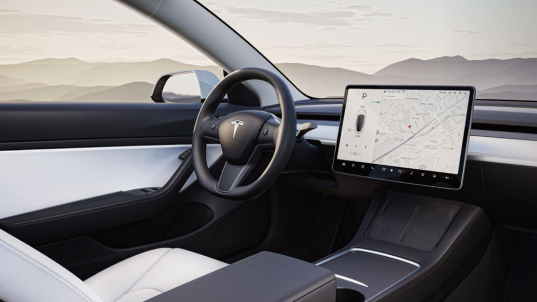 Cockpit des Tesla Model 3