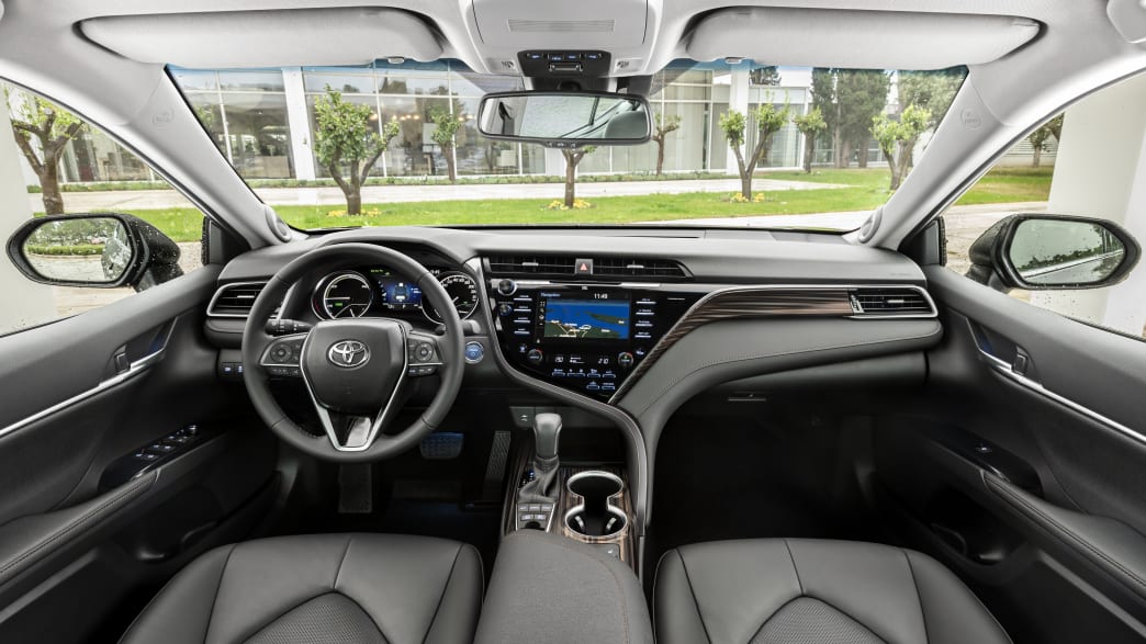 Das Cockpit des Toyota Camry