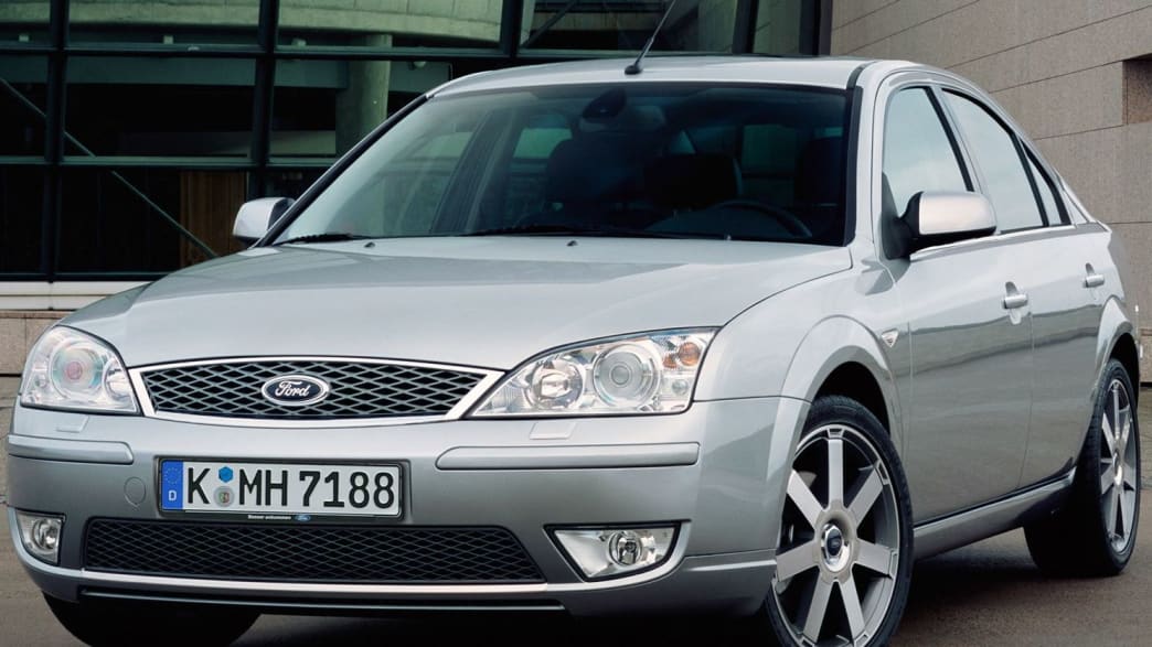 Ford Mondeo 2.2 TDCi Ambiente (05/05 - 01/06) 1