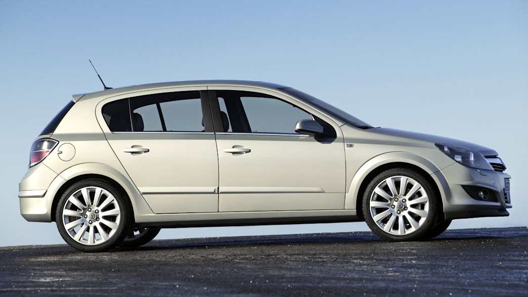 Opel Astra 1.6 Twinport Sport (02/07 - 07/08): Technische Daten, Bilder,  Preise | ADAC