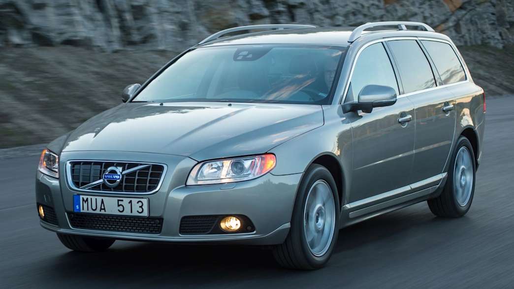 Volvo V70 2.0D Summum (01/08 - 05/10): Technische Daten, Bilder, Preise |  ADAC