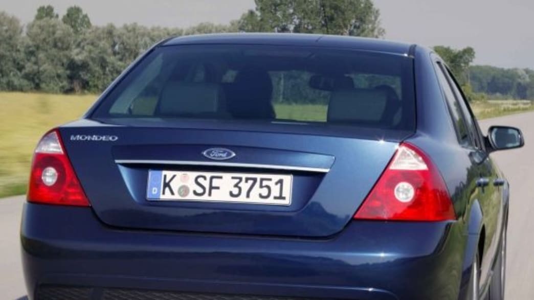 Ford Mondeo 2.0 Trend (05/05 - 06/07) 4