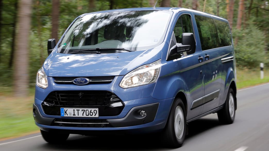 pic Ford Transit Custom Combi Van