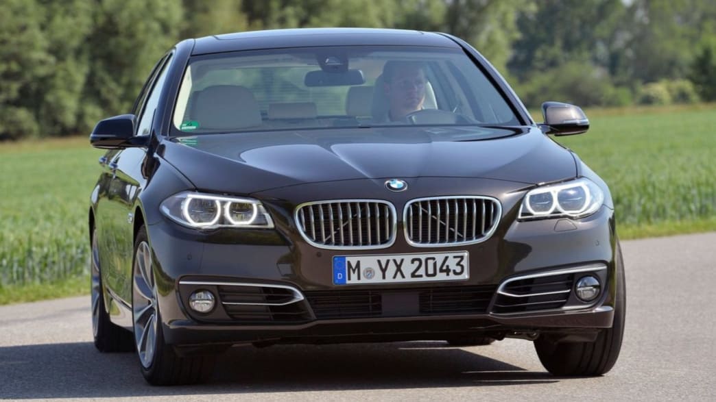 BMW 535d Touring M Sportpaket xDrive Steptronic (07/13 03/17) Technische Daten, Bilder