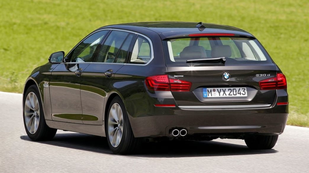 BMW 535d Touring M Sportpaket xDrive Steptronic (07/13 03/17) Technische Daten, Bilder