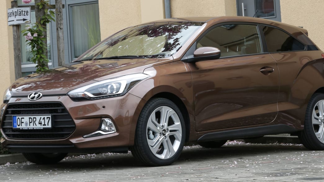 Hyundai i20 Coupe 1.0 T-GDI Trend (03/16 - 04/16) 2