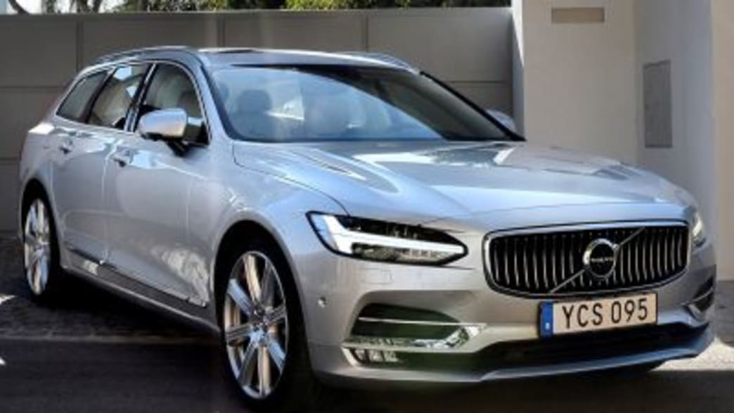Volvo V90 D3 Momentum Automatik (03/18 - 04/19): Technische Daten, Bilder,  Preise | ADAC