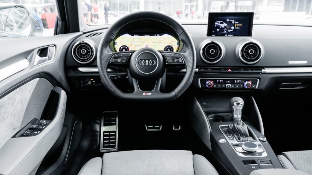 Audi A3 Sportback 1.5 TFSI cod sport S tronic (7Gang) (05/17 08/18) Technische Daten, Bilder