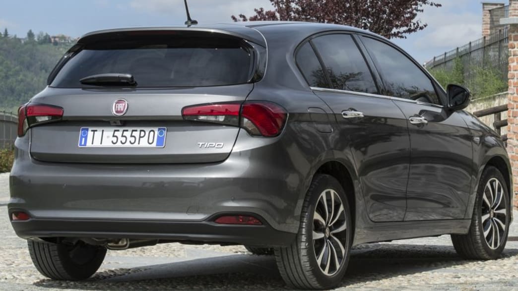 Fiat Tipo 1.4 16V Lounge (05/16 - 08/18) 4