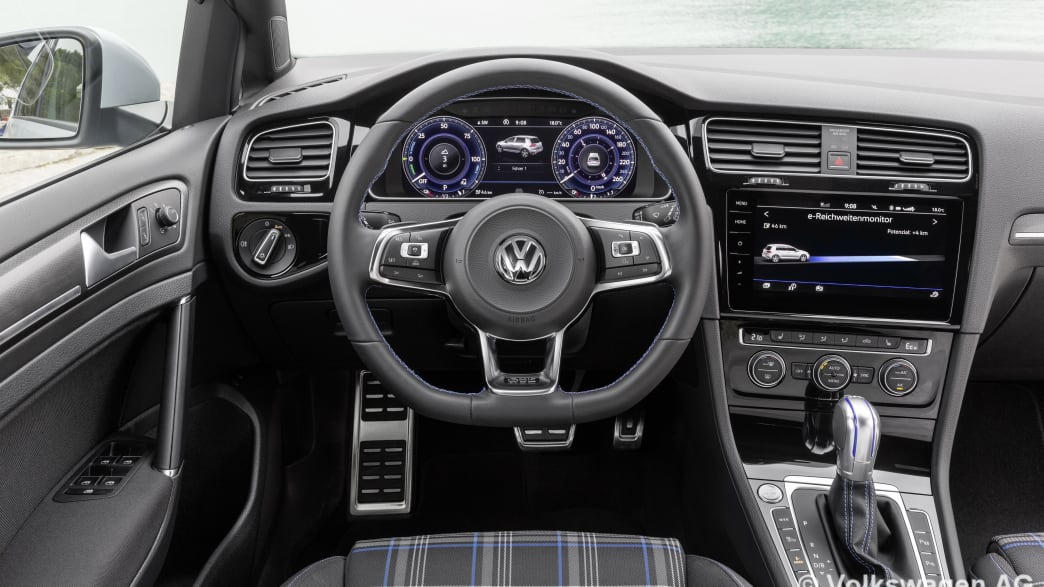 VW Golf GTE DSG (10/19 - 11/19) 5