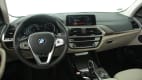 Cockpit eines BMW X3