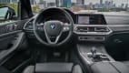 Cockpit eines X5 BMW Models von 2018