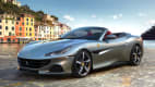 Front- und Seitenansicht eines stehenden Ferrari Portofino