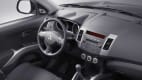 Mitsubishi Outlander 2.4 LPG Intense Automatik (Autogasbetrieb) (05/09 - 02/10) 3