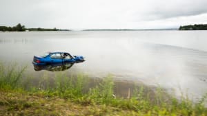 Auto in einem See