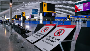 Leerer Flughafen in London Heathrow zur Coroan Zeit