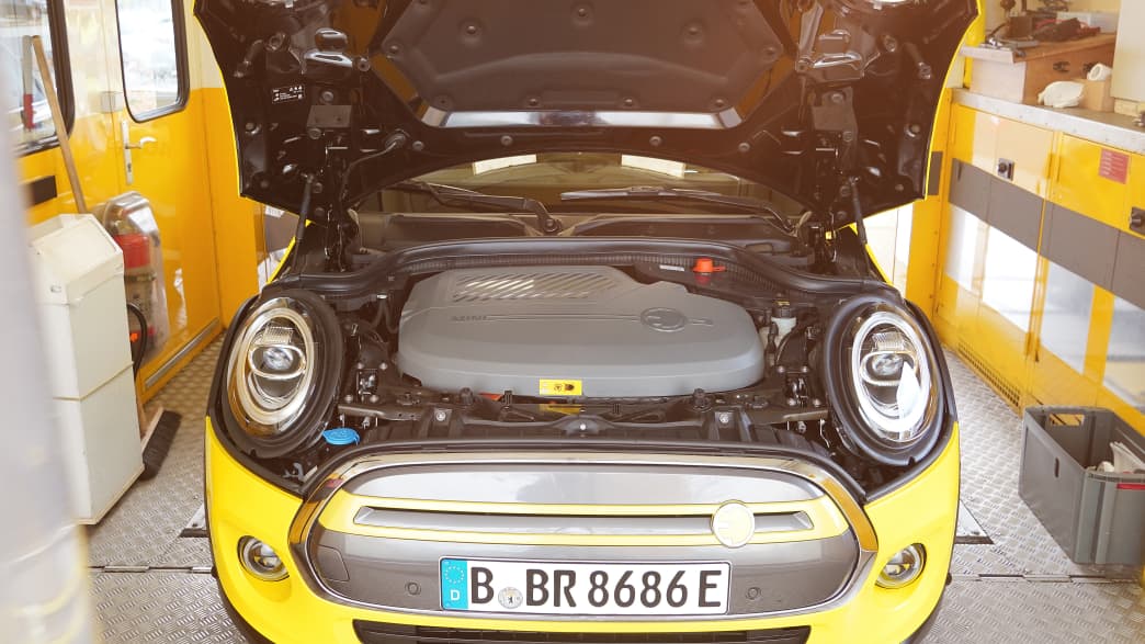 Mobiler Fahrzeugcheck: Bei einem Besuch unserer ADAC Prüfmobile in Berlin und Brandenburg können Sie Ihr Auto ohne Termin durchchecken lassen