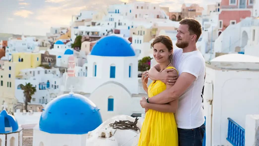 Paar auf Santorini