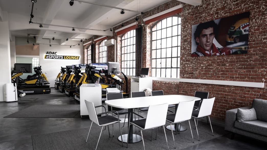 ADAC eSports Lounge in der Klassikstadt Frankfurt