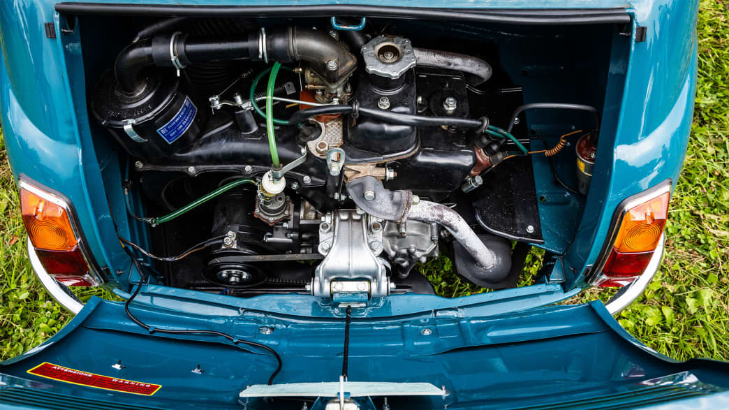 Die Antriebseinheit: Der Motor eines der historischen Fahrzeuge bei der ADAC Mittelrhein-Classic.