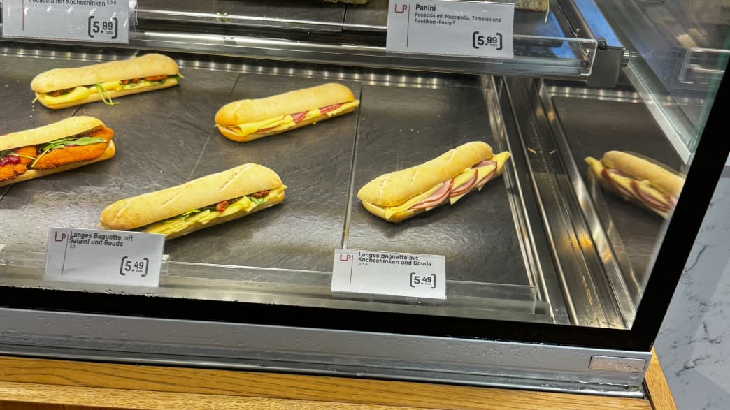 Rastanlagen Test 2024 Gastronomie und Preise