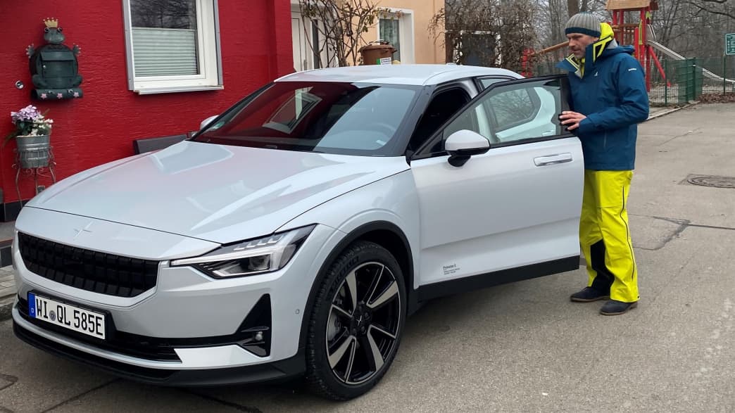 Start am frühen Morgen zur rund 250 Kilometer langen Fahrt mit dem Polestar 2 (Single Motor Standard Range) ins Skigebiet Silvretta Montafon.