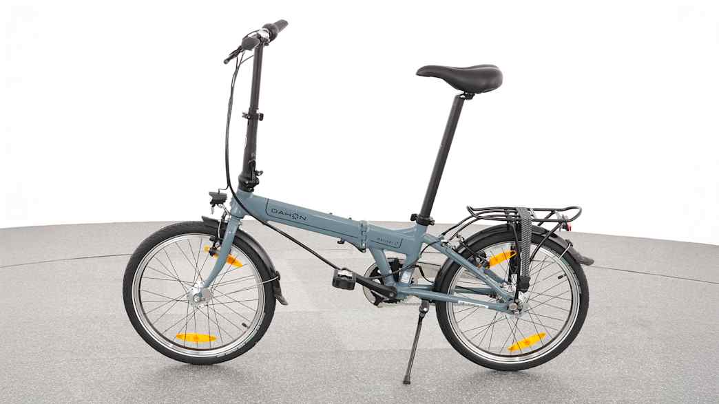 Das Klapprad von Dahon stehend fotografiert