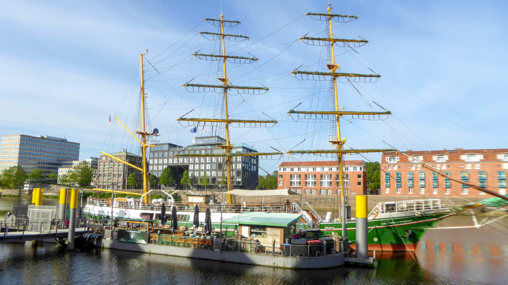 Schiff Alexander von Humboldt in Bremen