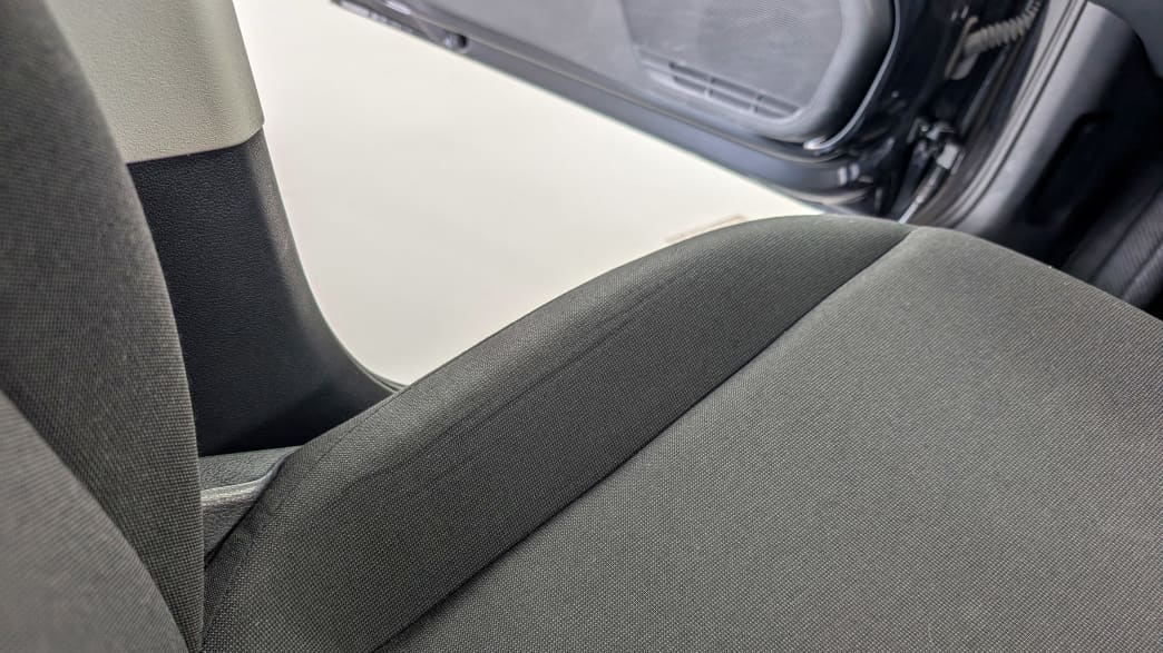 Detailaufnahmen von Schäden am VW e-up nach dem ADAC Dauertest