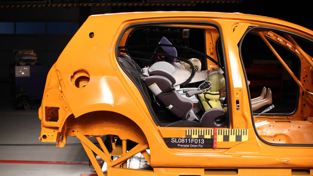 Kindersitz im Crashtest