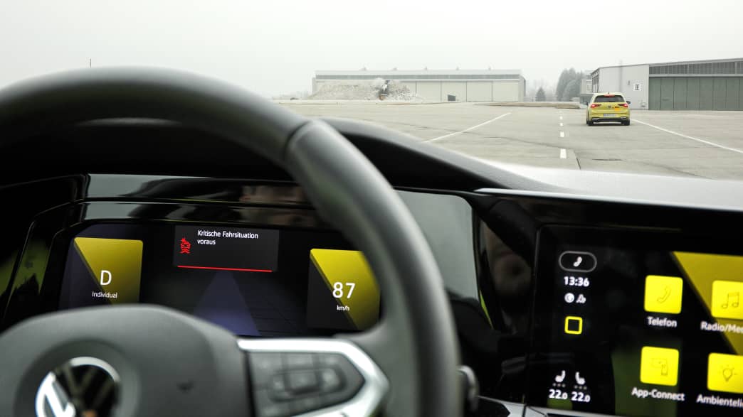Fahrversuche Car2X hier eine kritische Situation in Penzing Fliegerhorst und Umgebung am am 24.01.2020
