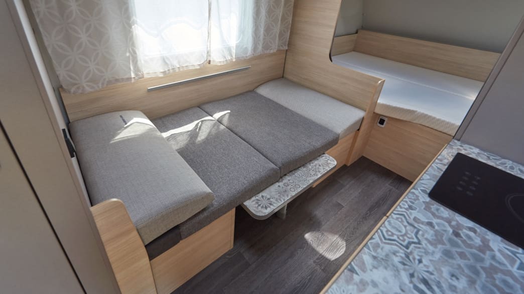 Liegefläche im Weinsberg CaraCito 470 QKD Caravan