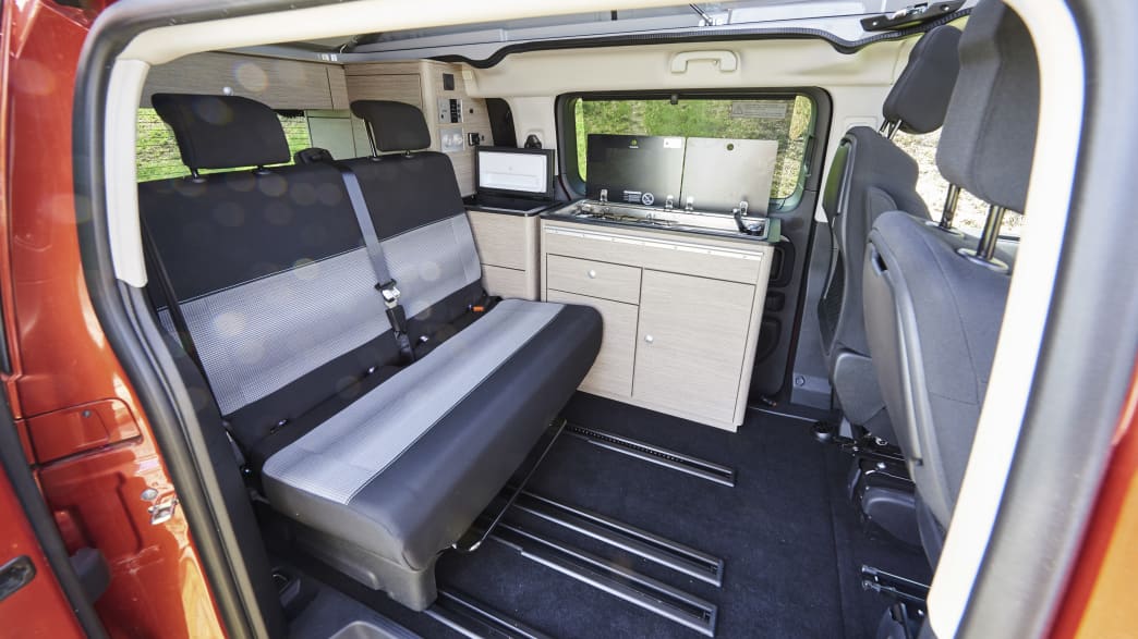 Blick in den Innenraum des Citroen Pössl Campers