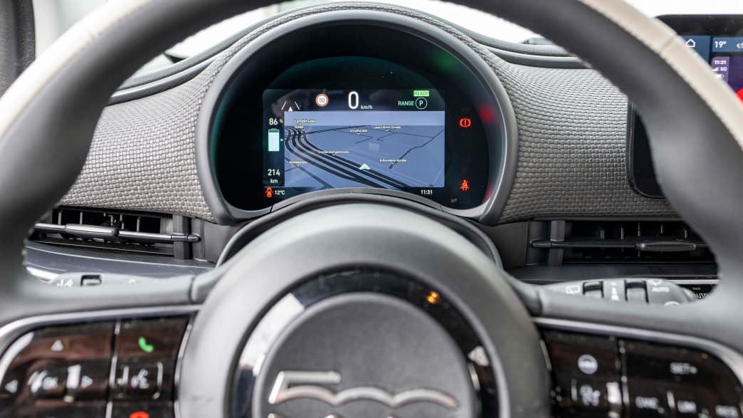 Navi im Fiat 500e