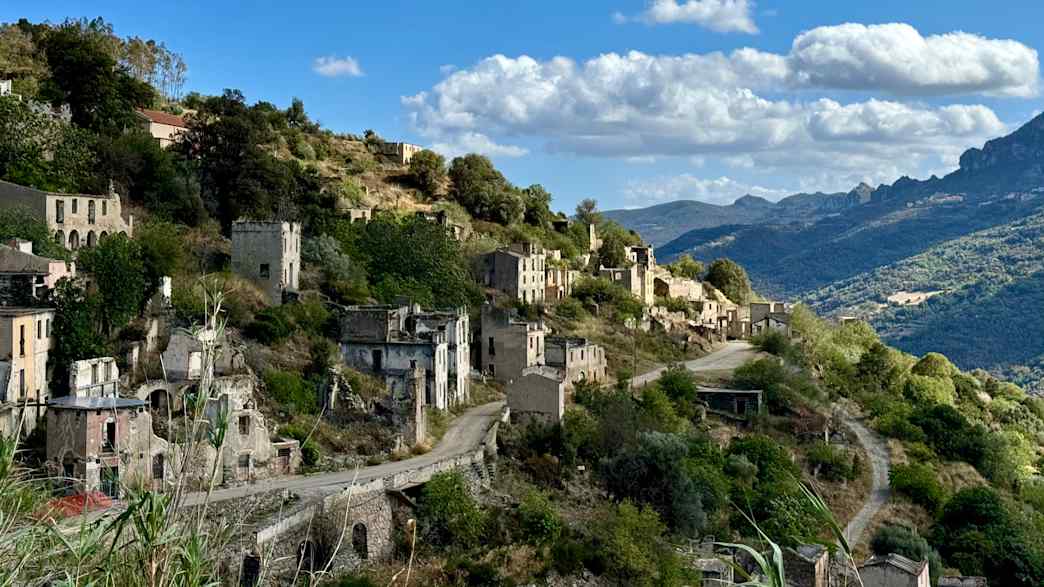 Tipps für Motorradtouren auf Sardinien von Magdalena Kosch