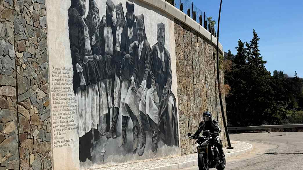 Tipps für Motorradtouren auf Sardinien von Magdalena Kosch
