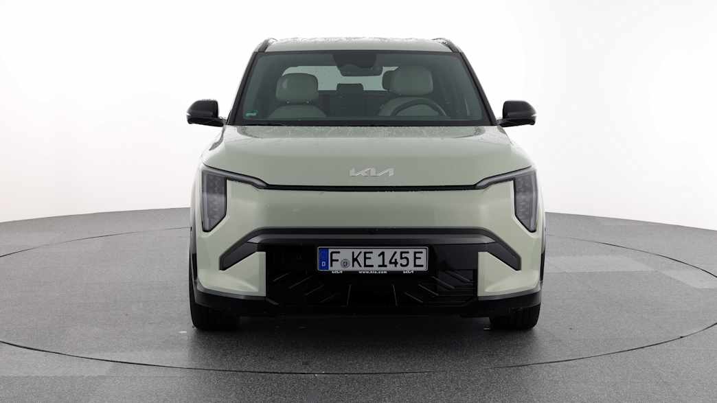 Frontansicht eines stehenden Kia EV3
