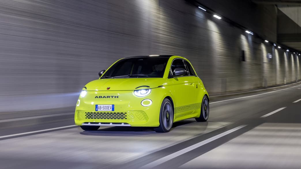 Frontansicht eines Abarth 500e
