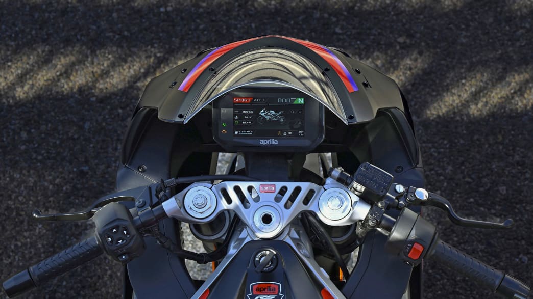 Display der  Aprilia RS 457
