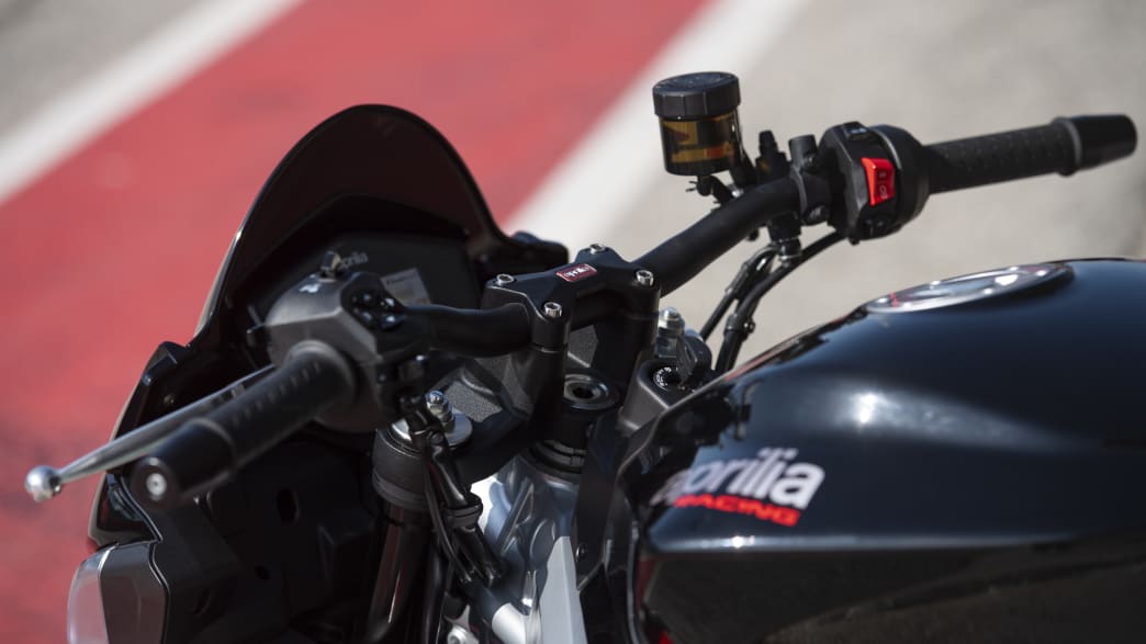 Die Aprilia Tuono 660 Factory Modell 2022