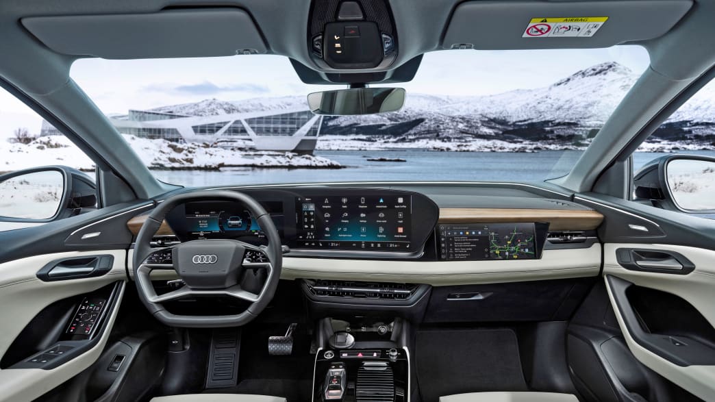 Innenaufnahme des Cockpits des Audi Q6 e-tron