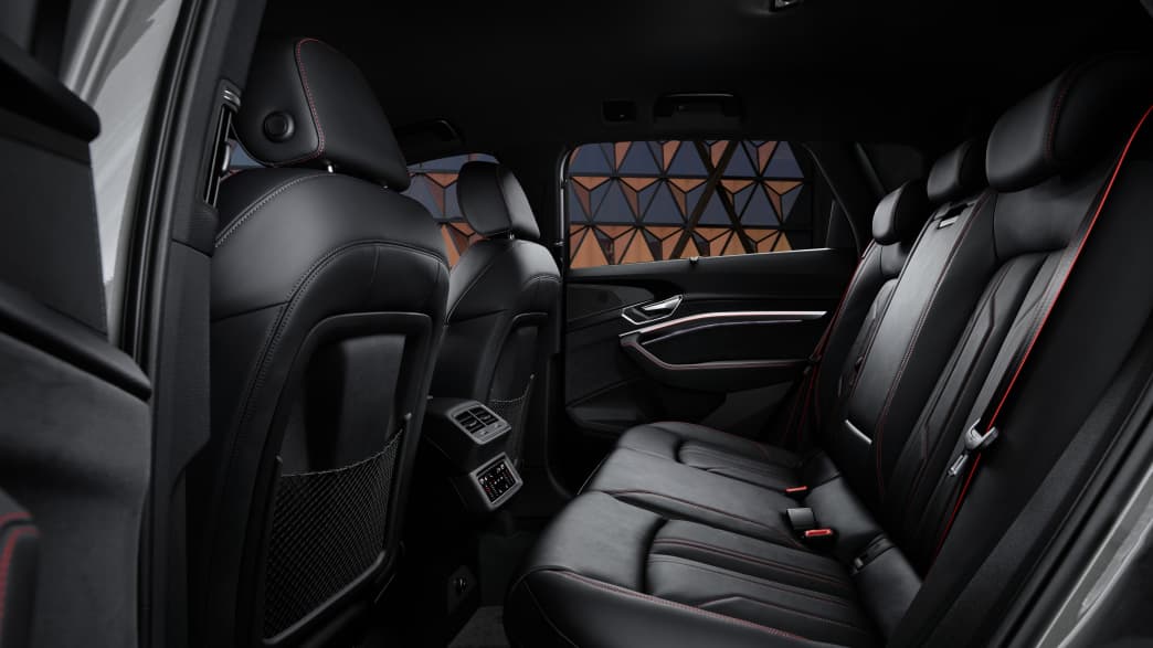 Die Rückbank des Audi Q8 E Tron
