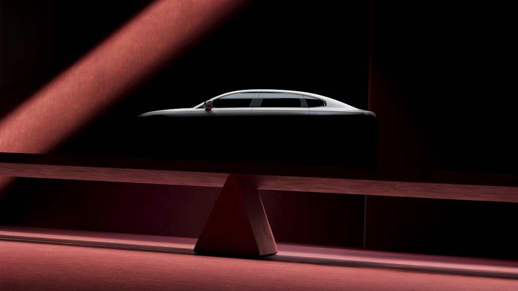 Der stehende Volvo ES90 futuristisch mystisch