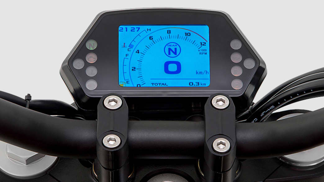 Eine Detailaufnahme des Computers der Benelli 502C