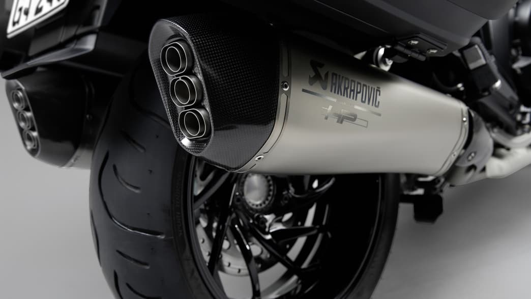 Der Auspuff der BMW K 1600 GT